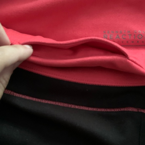 Kennith Cole Reaction Women’s Activewear | size: S - Picture 3 of 4